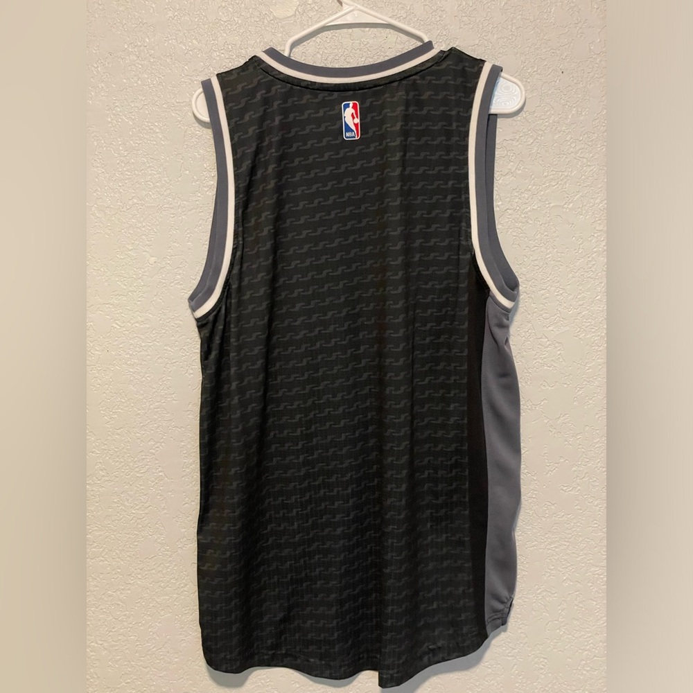 Adidas Sacramento Kings Jersey Size L - Picture 3 of 4